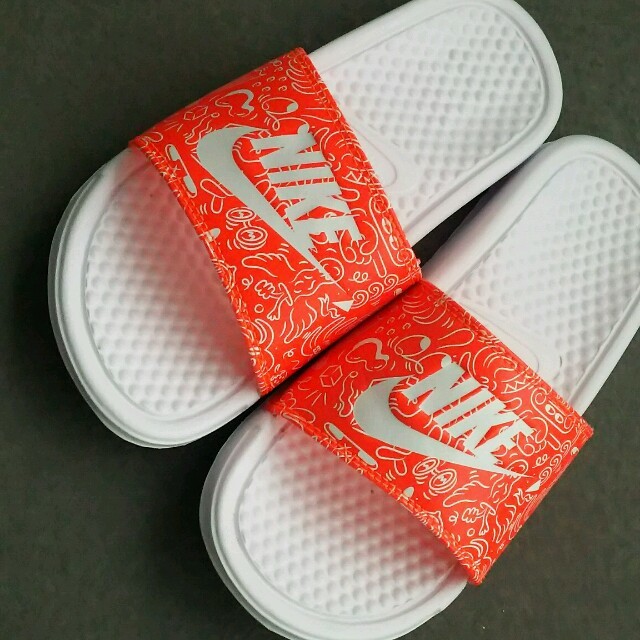 NIKE(ナイキ)のNIKE⭐ベナッシ レディースの靴/シューズ(サンダル)の商品写真