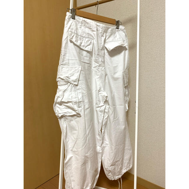 Needles(ニードルス)のNEEDLES  20ss  ヒザデルパンツ　white メンズのパンツ(ワークパンツ/カーゴパンツ)の商品写真