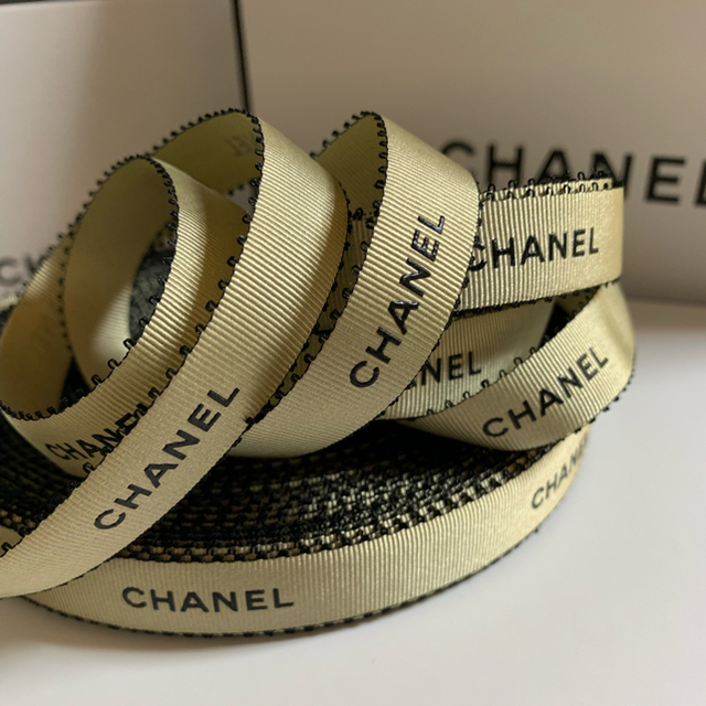 CHANEL(シャネル)の1.5cm幅 CHANEL ラッピング リボン  インテリア/住まい/日用品のオフィス用品(ラッピング/包装)の商品写真