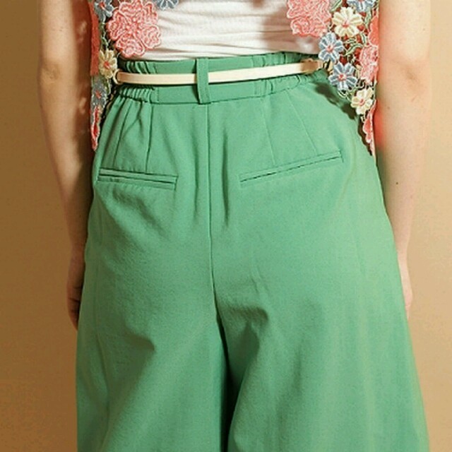 Lily Brown(リリーブラウン)のベルト付きガウチョパンツ♡ レディースのパンツ(カジュアルパンツ)の商品写真