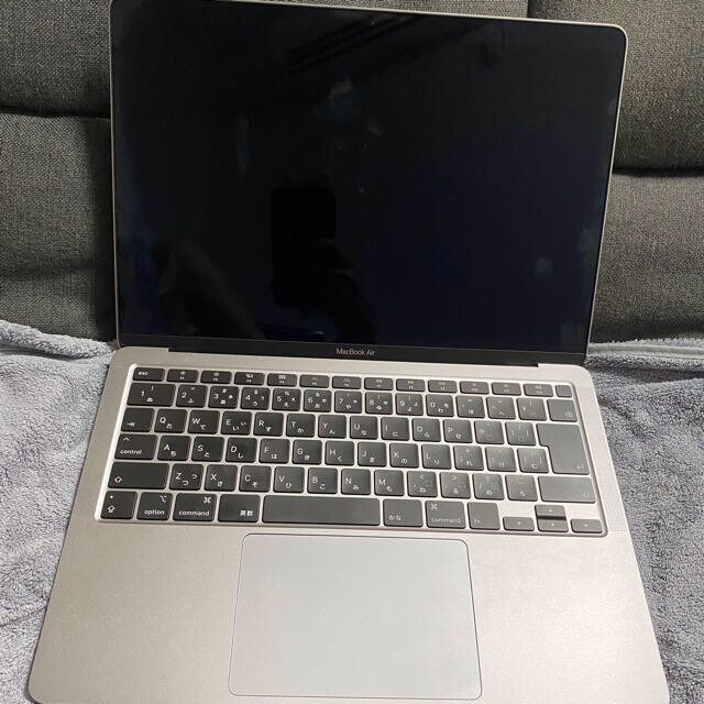 2020 MacBook air 13.3 256GB core i3