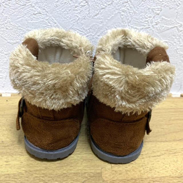 しまむら(シマムラ)のムートン風ブーツ　13㎝ キッズ/ベビー/マタニティのベビー靴/シューズ(~14cm)(ブーツ)の商品写真
