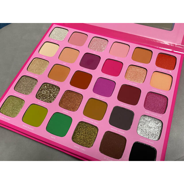 Sephora(セフォラ)のMORPHE THE JEFFREE STAR ＊ アイシャドウパレット コスメ/美容のベースメイク/化粧品(アイシャドウ)の商品写真