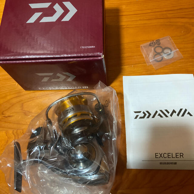 ダイワ エクセラー 2508RH Daiwa EXCELER
