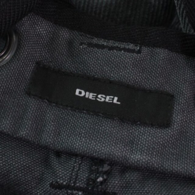 DIESEL(ディーゼル)のDIESEL クロップドパンツ レディース レディースのパンツ(クロップドパンツ)の商品写真