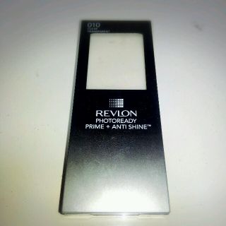 レブロン(REVLON)の新商品レブロン　バーム(化粧下地)