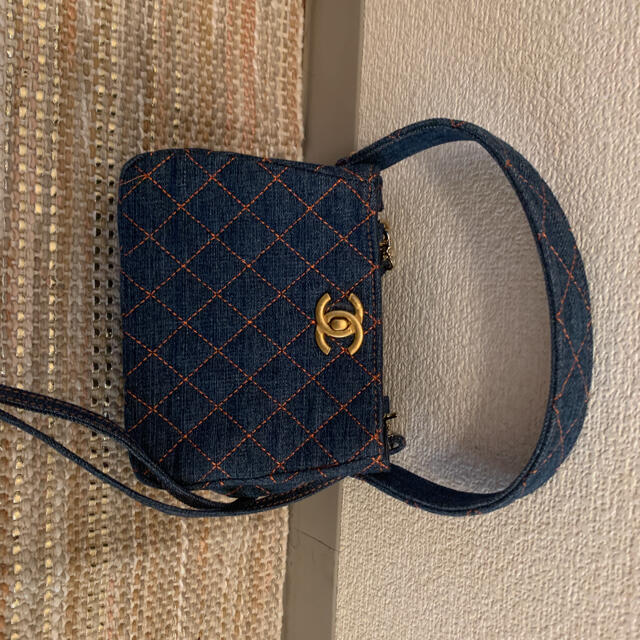 CHANEL(シャネル)のCHANELノベルティミニバック エンタメ/ホビーのコレクション(ノベルティグッズ)の商品写真