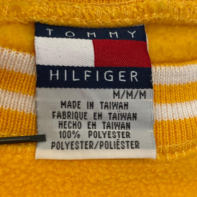 TOMMY HILFIGER(トミーヒルフィガー)のトミーヒルフィガー TOMMY 黄色 フリース 古着 スウェット トレーナー メンズのトップス(スウェット)の商品写真