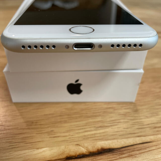 iPhone8 64GB ホワイト　SIMフリー　美品
