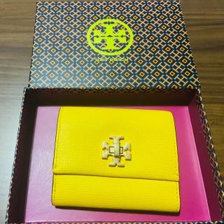 トリーバーチ(Tory Burch)のトリーバーチ　折り財布　財布　イエロー(財布)