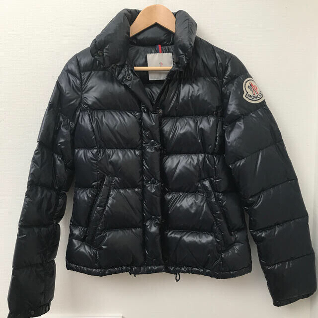 MONCLER レディース　ダウンジャケット　正規品　証明タグ付き