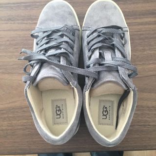 アグ レザースニーカーの通販 40点 | UGGを買うならラクマ