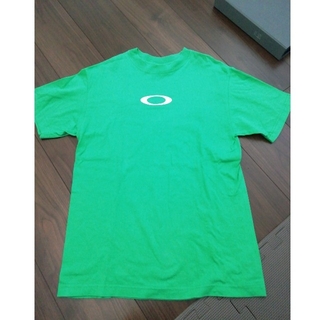 オークリー(Oakley)のOAKLEY　グリーンTシャツ(Tシャツ/カットソー(半袖/袖なし))