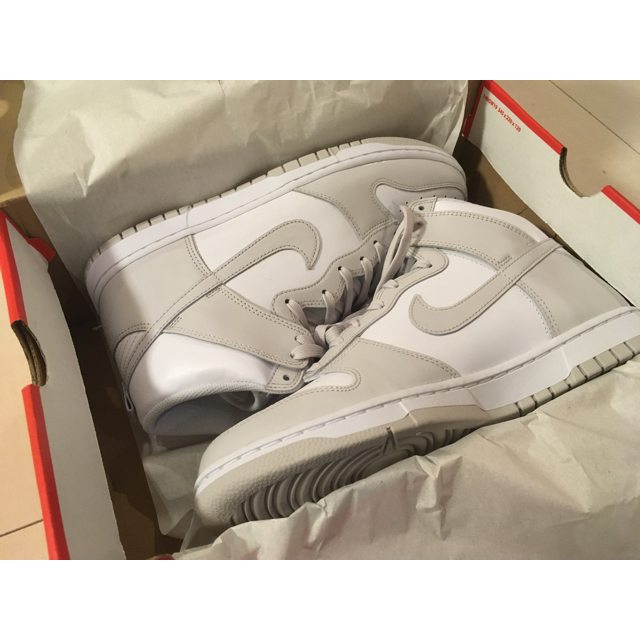 NIKE(ナイキ)のNike Dunk hi White Vast Grey 28cm メンズの靴/シューズ(スニーカー)の商品写真