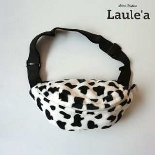 ザラキッズ(ZARA KIDS)の◎ 新品》Laule'a 牛柄 ファー サコッシュ ボディーバッグ(ポシェット)