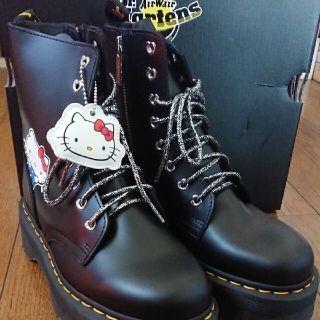 ドクターマーチン(Dr.Martens)のキティちゃん☆ブーツ(ブーツ)