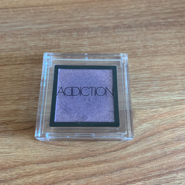 ADDICTION(アディクション)のアディクション　137Mia Violetta コスメ/美容のベースメイク/化粧品(アイシャドウ)の商品写真
