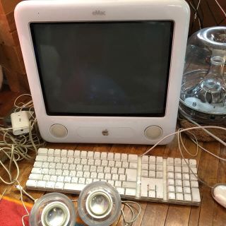 アップル(Apple)のeMac  専用スピーカーとウーハー付き　完動品(デスクトップ型PC)