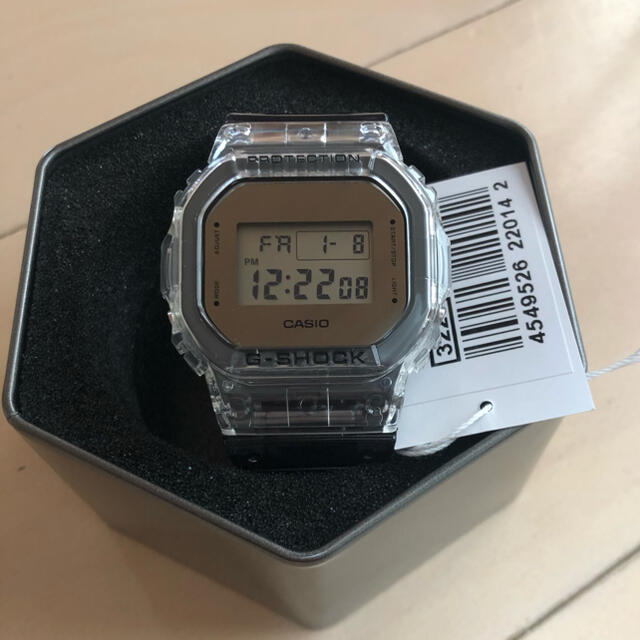 新品 CASIO G-SHOCK  DW-5600SK-1DR スケルトン