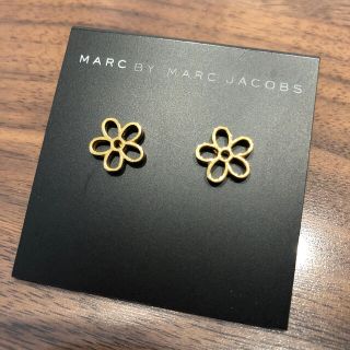 MARC BY MARC JACOBS(フラワー ・ ピアス)のフリマアイテム一覧 MARC BY MARC JACOBS(フラワー ・ ピアス)のフリマアイテム一覧