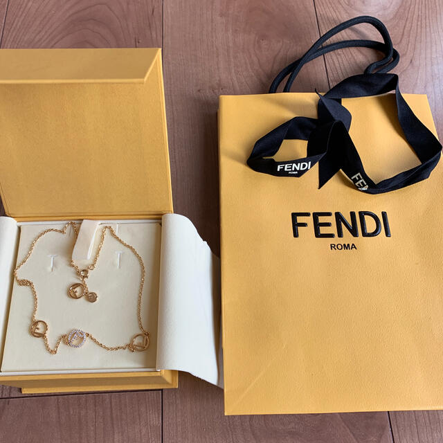 FENDI - FENDI フェンディ ネックレス ゴールドの通販 by ai11's shop｜フェンディならラクマ