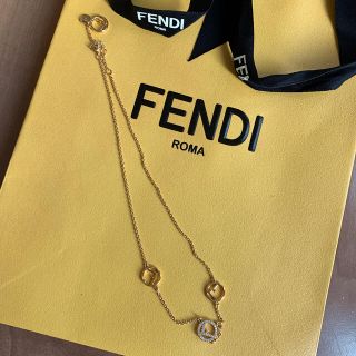 新品未使用レベル、フェンディ、ネックレス、ゴールド