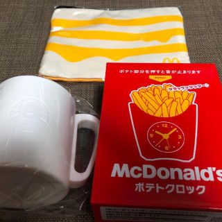 マクドナルド(マクドナルド)の【非売品】マクドナルド　ポテトクロック、カップ、ポーチセット(ノベルティグッズ)