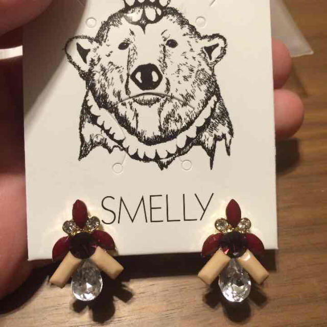 SMELLY(スメリー)のちゅも様専用 ビジューイヤリング レディースのアクセサリー(イヤリング)の商品写真