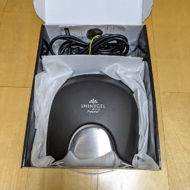 SHINYGEL 36W LEDライト - www.voltomatic.hu