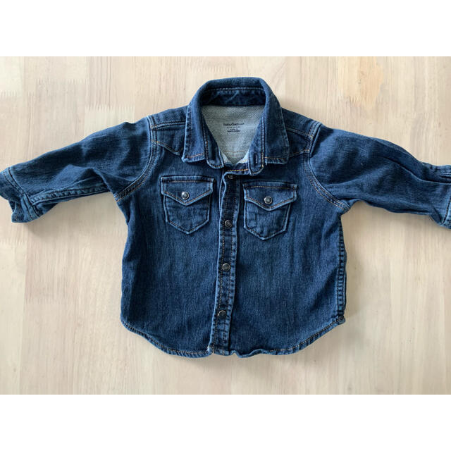 babyGAP(ベビーギャップ)のbabyGAP 80サイズ キッズ/ベビー/マタニティのベビー服(~85cm)(ジャケット/コート)の商品写真