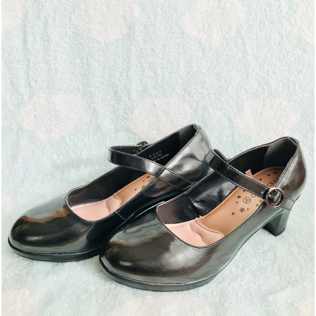 ストラップ付きパンプス（22.5cm) レディースの靴/シューズ(ハイヒール/パンプス)の商品写真
