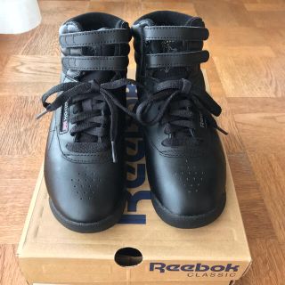 リーボック(Reebok)のリーボック　ハイカット(黒22.5cm)(スニーカー)