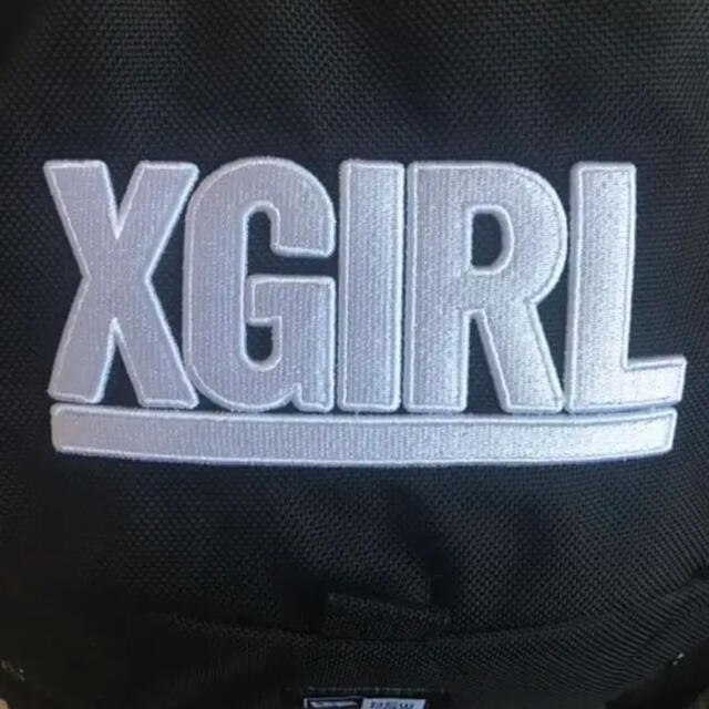 X-girl(エックスガール)の美品X-girlバッグパックNEW ERAコラボ レディースのバッグ(リュック/バックパック)の商品写真