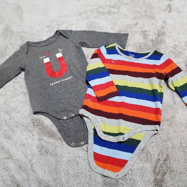 babyGAP(ベビーギャップ)のbabyGAP長袖ロンパース(70.80)2枚セット キッズ/ベビー/マタニティのベビー服(~85cm)(ロンパース)の商品写真