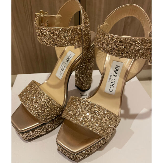 JIMMY CHOO(ジミーチュウ)のジミーチュウ グリッターサンダル レディースの靴/シューズ(ハイヒール/パンプス)の商品写真