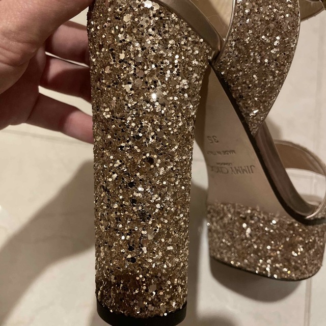 JIMMY CHOO(ジミーチュウ)のジミーチュウ グリッターサンダル レディースの靴/シューズ(ハイヒール/パンプス)の商品写真