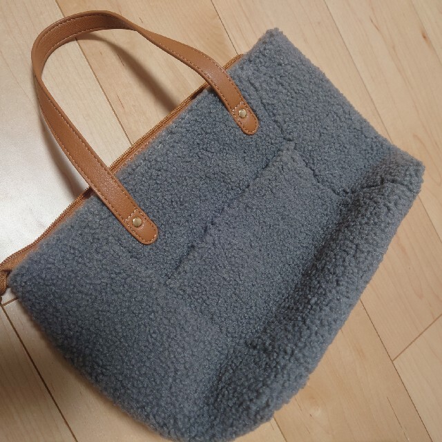 ニコちゃんバッグ モコモコ レディースのバッグ(ハンドバッグ)の商品写真