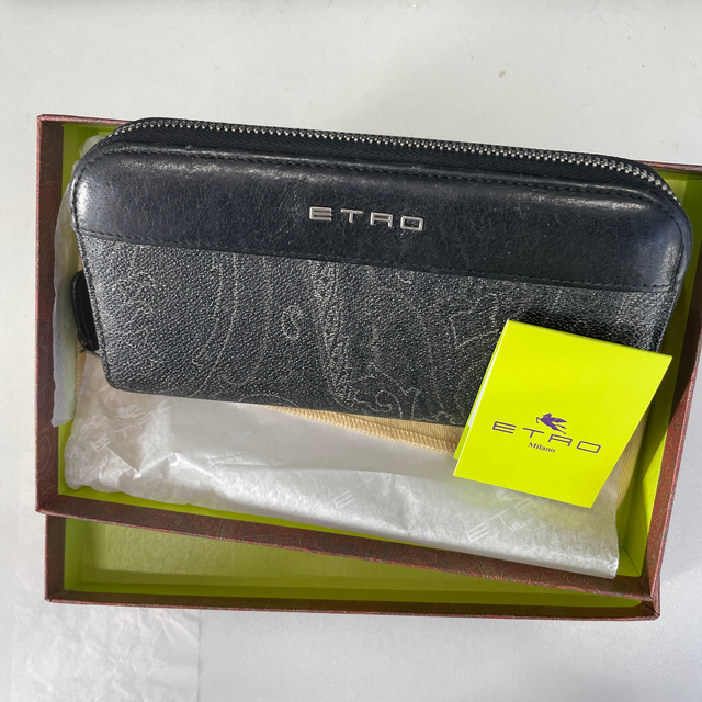 ETRO エトロ　財布　箱付き