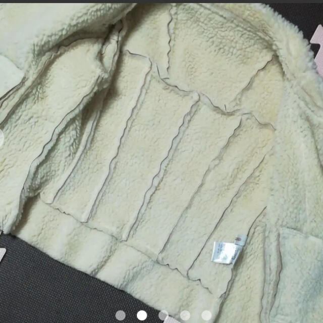 Ungrid(アングリッド)のアングリッド　ムートン  ベージュ　M レディースのジャケット/アウター(ムートンコート)の商品写真