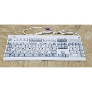 フジツウ(富士通)の富士通 KB-3920F　ほぼ新品(PC周辺機器)