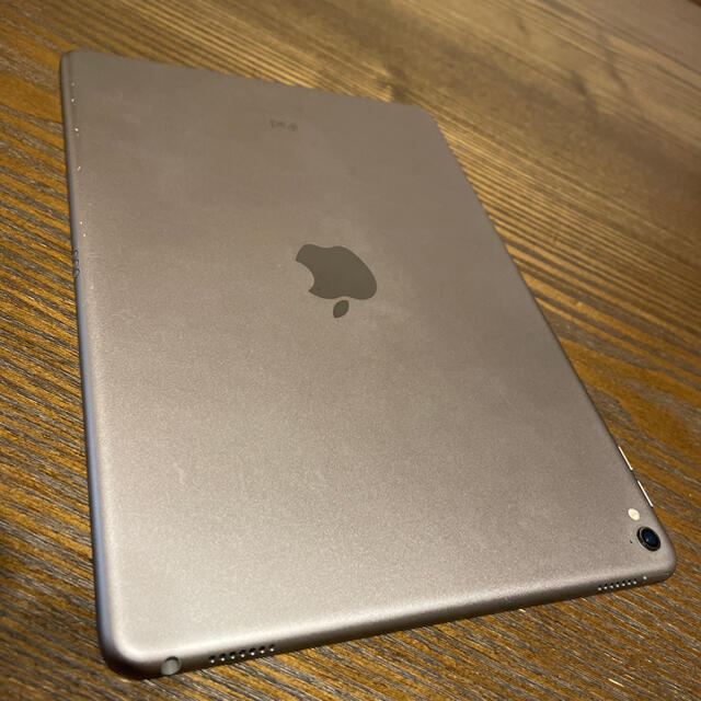 iPad 9.7インチ Wi-Fiモデル 128GBの通販 by rockshop｜アイパッドならラクマ - iPad Pro 格安最新作