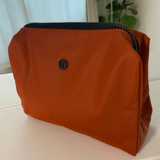 ルルレモン(lululemon)のルルレモン　新品ポーチ　(ポーチ)