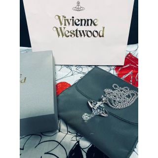 ヴィヴィアンウエストウッド(Vivienne Westwood)のVivienneWestwood クリスタルドロップ　ネックレス　ペンダント(ネックレス)