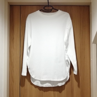 ジーユー(GU)のGU　ロングスリーブT　オフホワイト　(Sサイズ)(Tシャツ(長袖/七分))