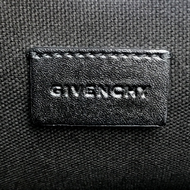 ジバンシィ GIVENCHY LOVE ポーチ クラッチバッグ レザー ブラック ブラック 美品