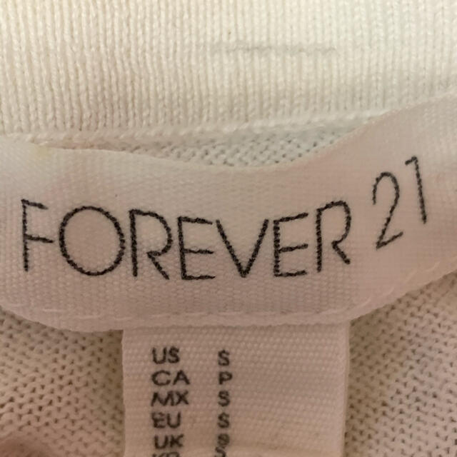 FOREVER 21(フォーエバートゥエンティーワン)のカーディガン　ホワイト　Forever21 レディースのトップス(カーディガン)の商品写真