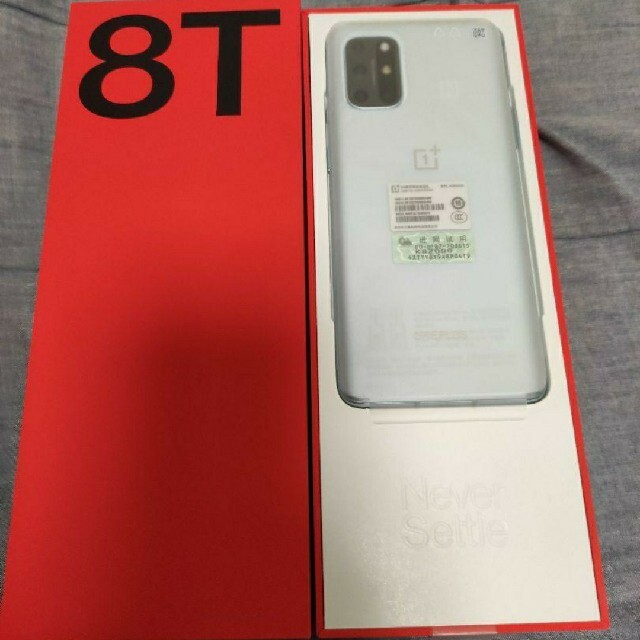 未使用品　Oneplus 8T シルバー RAM 8GB ROM 128GB