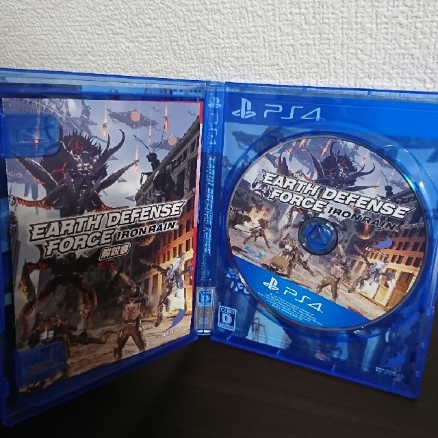 PlayStation4(プレイステーション4)のPS4  EARTH DEFENSE FORCE アース ディフェン 中古品 エンタメ/ホビーのゲームソフト/ゲーム機本体(家庭用ゲームソフト)の商品写真