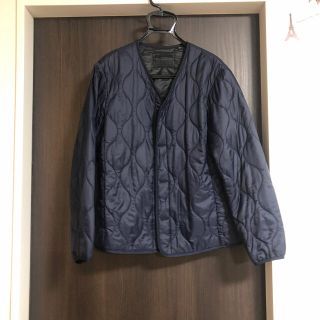 ユニクロ(UNIQLO)のユニクロ　ウォーム　ジャケット　Ｌサイズ(ノーカラージャケット)