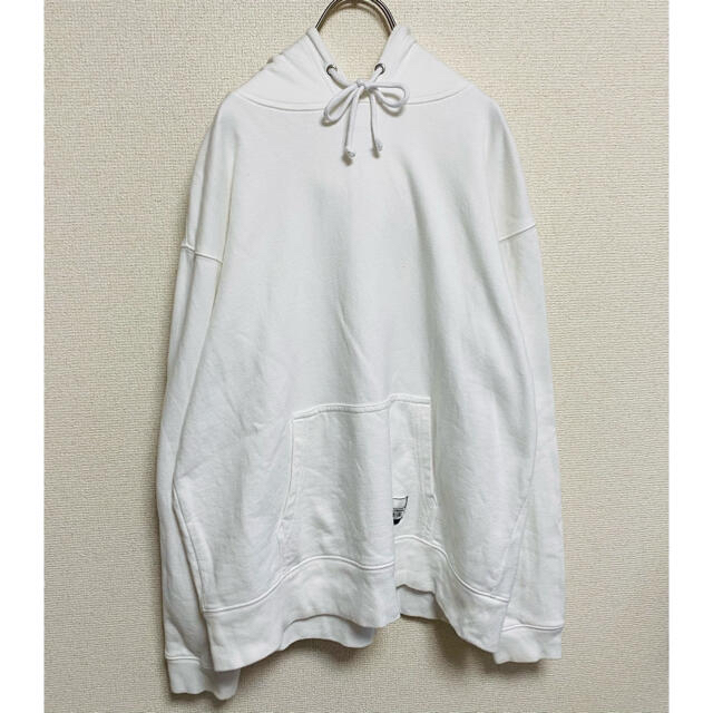 BEAMS(ビームス)の一点物　Charles Chaton ex-boyfriend Hoodie メンズのトップス(パーカー)の商品写真